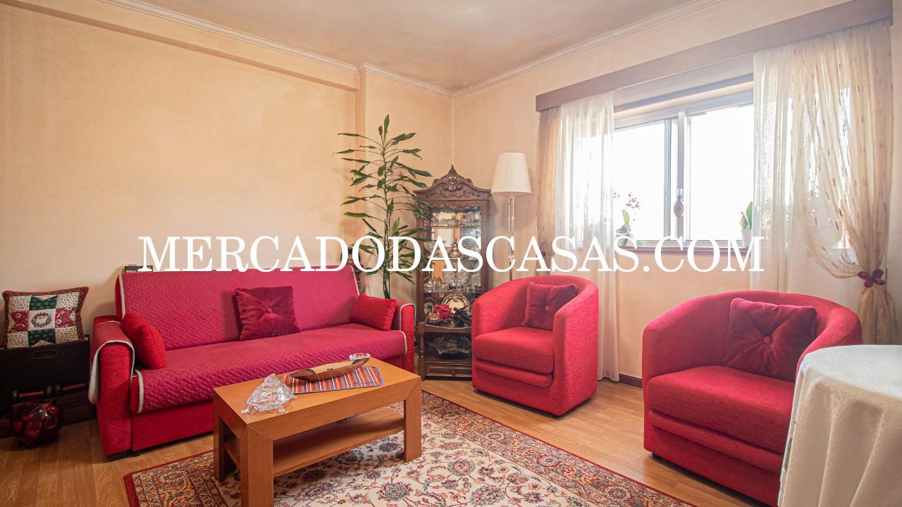 EXCLUSIVO 
 Apartamento T2 no Centro de Espinho...