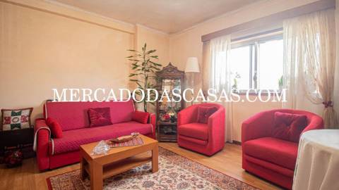 EXCLUSIVO 
 Apartamento T2 no Centro de Espinho...