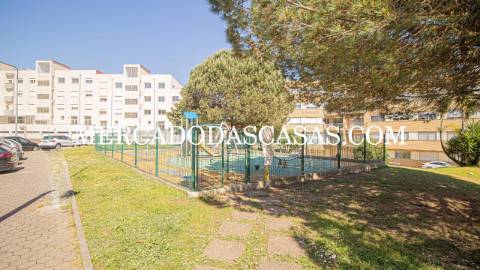 EXCLUSIVO 
 Apartamento T3 último andar, com...