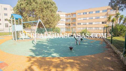 EXCLUSIVO 
 Apartamento T3 último andar, com...