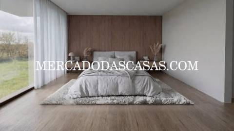 Apartamento T2, Poente (Piscina)
 Condomínio...