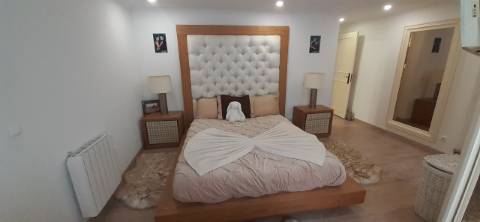 Quinta com moradia T3 e com piscina na Terrugem