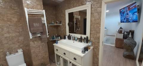 Quinta com moradia T3 e com piscina na Terrugem