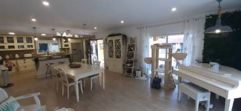 Quinta com moradia T3 e com piscina na Terrugem