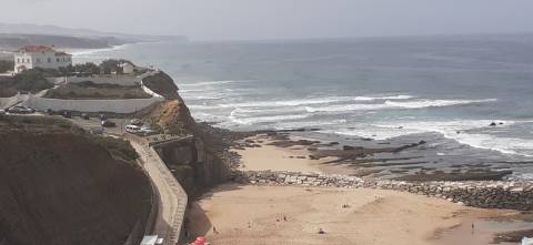 Moradia geminada T4 Remodelada na Bela Vila da Ericeira