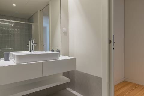 **Apartamento T3 Exclusivo à Venda no Empreendimento Bayline em Armação de Pêra**