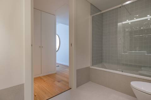 **Apartamento T3 Exclusivo à Venda no Empreendimento Bayline em Armação de Pêra**