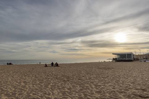 **Apartamento T3 Exclusivo à Venda no Empreendimento Bayline em Armação de Pêra**