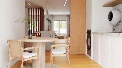 **Moradia T4+1 Totalmente Remodelada em Funchalinho**