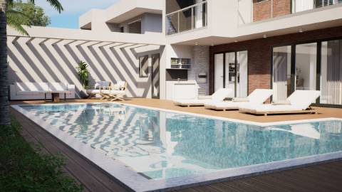 **Moradia T4 com Piscina Privada em Marisol**