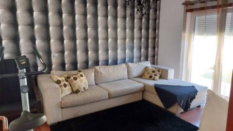 Excelente moradia individual T4 na zona calma da Ortigosa