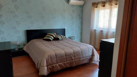 Excelente moradia individual T4 na zona calma da Ortigosa