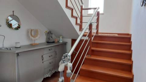 Excelente moradia individual T4 na zona calma da Ortigosa