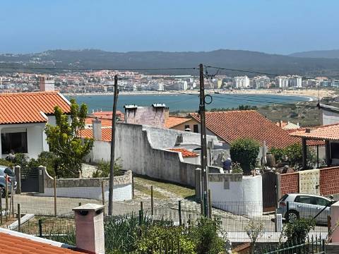 Moradia T4 com garagem e jardim - Salir do Porto, Costa da Prata