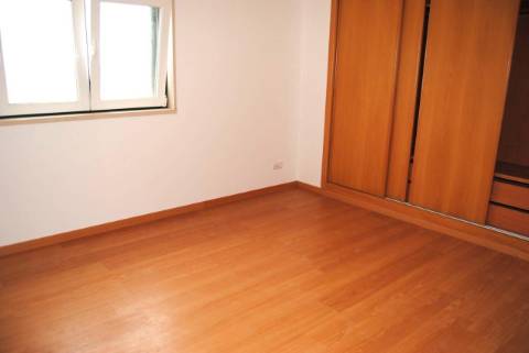 Moradia T4 com garagem e jardim - Salir do Porto, Costa da Prata