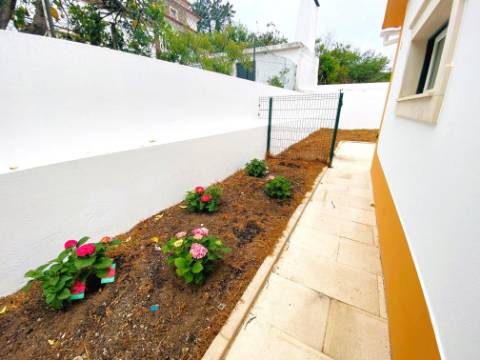 Moradia T4 com garagem e jardim - Salir do Porto, Costa da Prata