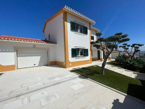Moradia T4 com garagem e jardim - Salir do Porto, Costa da Prata