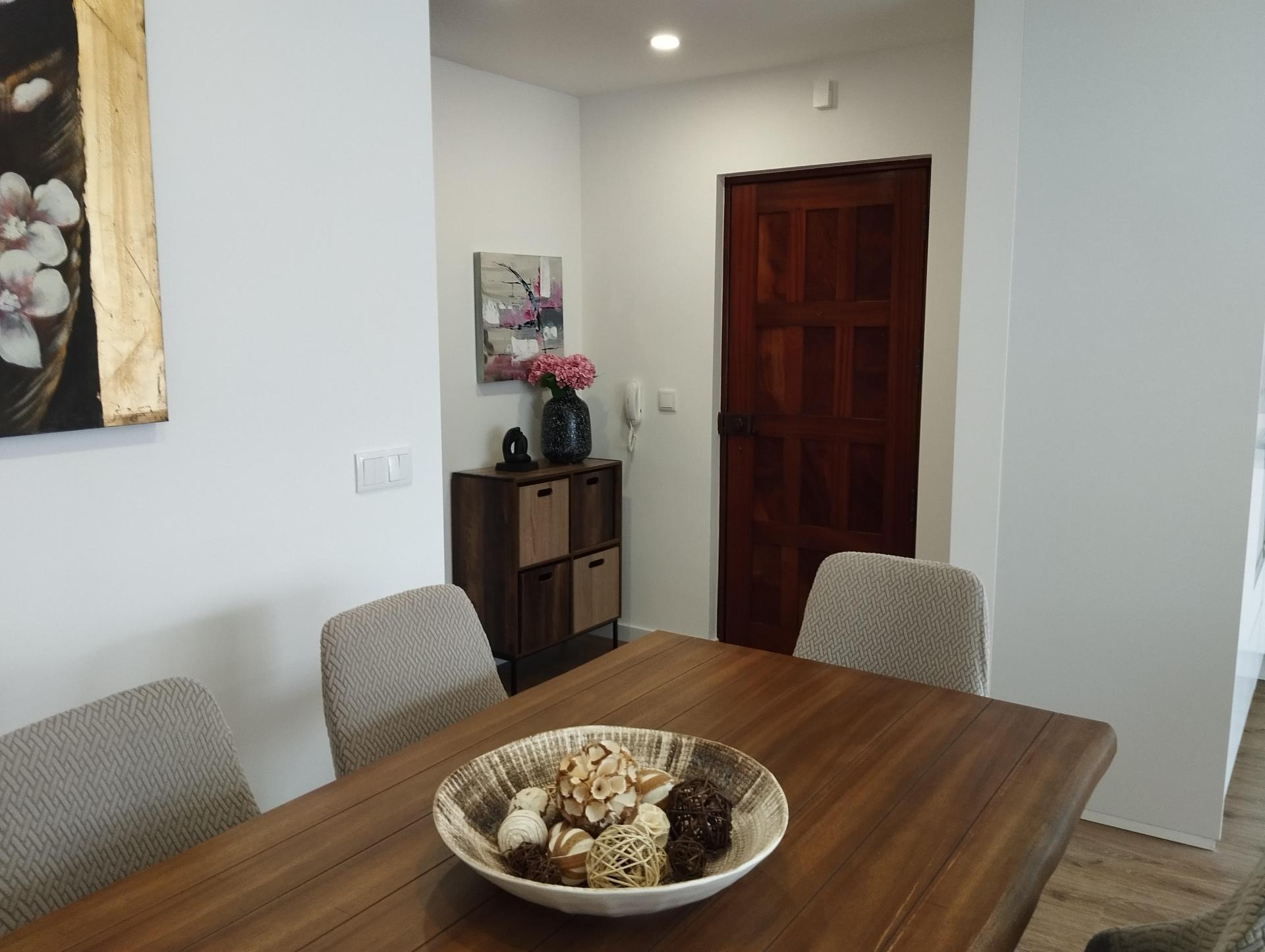EXCELENTE APARTAMENTO T2 PARA ARRENDAR - BATALHA