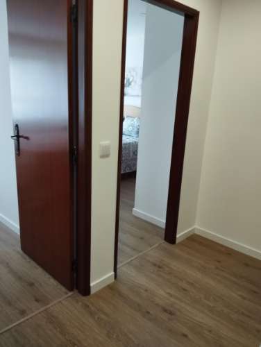 EXCELENTE APARTAMENTO T2 PARA ARRENDAR - BATALHA