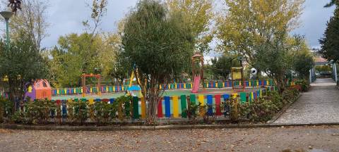 EXCELENTE APARTAMENTO T2 PARA ARRENDAR - BATALHA