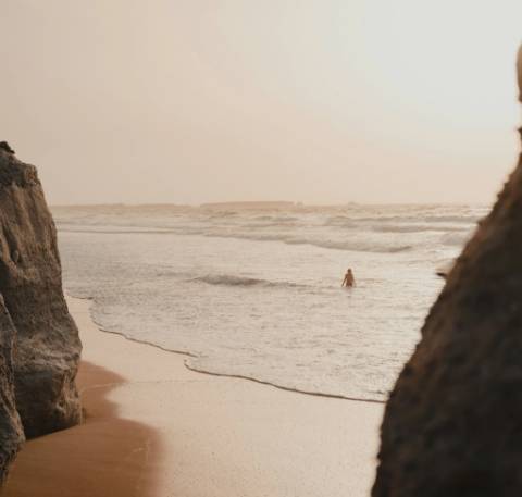 MORADIAS ECOLOGICAS A CONSTRUIR EM CAMPO DE GOLFE