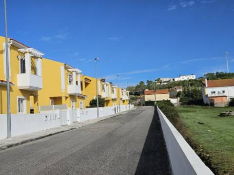 MORADIA DE 2 QUARTOS NA HISTORICA ALDEIA DA AMOREIRA