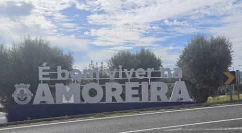 MORADIA DE 2 QUARTOS NA HISTORICA ALDEIA DA AMOREIRA