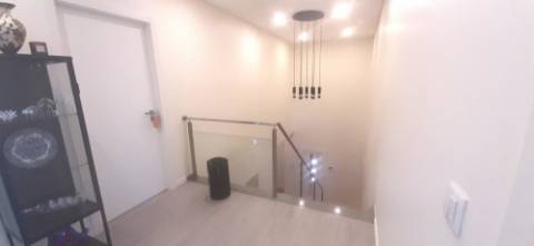 MORADIA DE LUXO T4 COM PISCINA AQUECIDA PERTO DE CALDAS DA RAINHA