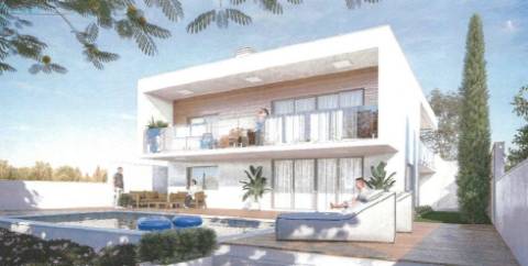 MORADIA DE LUXO COM PISCINA NAS GAEIRAS