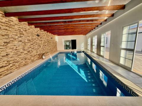 Moradia T4+1 com piscina coberta - Alfeizerão, Alcobaça - Costa da Prata