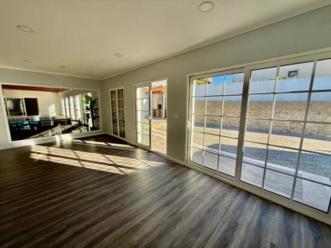 Moradia T4+1 com piscina coberta - Alfeizerão, Alcobaça - Costa da Prata