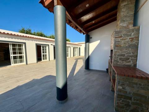 Moradia T4+1 com piscina coberta - Alfeizerão, Alcobaça - Costa da Prata