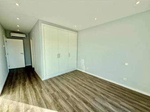 Moradia T4+1 com piscina coberta - Alfeizerão, Alcobaça - Costa da Prata