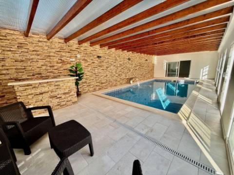 Moradia T4+1 com piscina coberta - Alfeizerão, Alcobaça - Costa da Prata