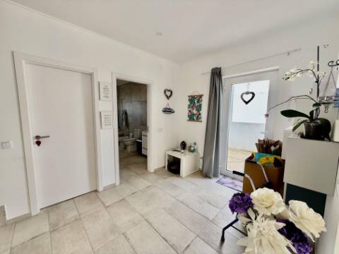 Moradia moderna T4 com piscina - a 10 minutos da praia de São Martinho do Porto