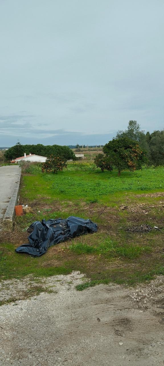 Terreno localizado em local muito calmo