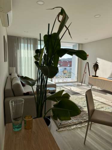 APARTAMENTO T2 COM PISCINA NA COBERTURA EM S. MARTINHO DO PORTO