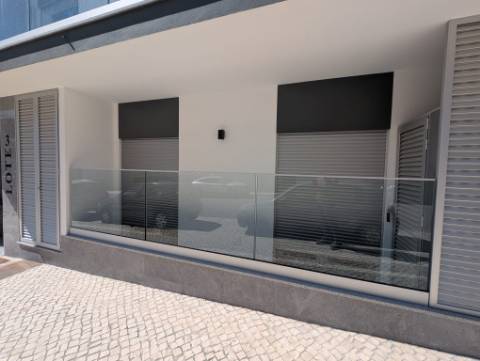 APARTAMENTO T2 DE LUXO NO CENTRO DA NAZARE