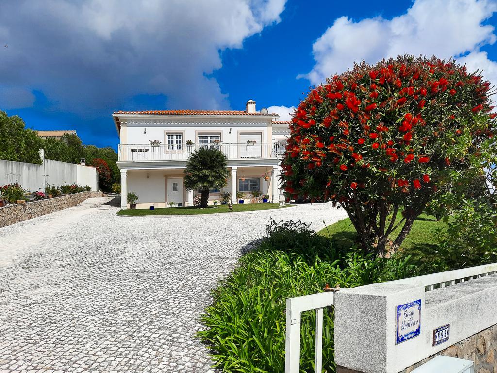 MORADIA T3+1 COM PISCINA E TOTAL PRIVACIDADE - PERTO DE ÓBIDOS E CALDAS DA RAINHA