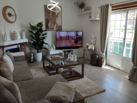 EXCELENTE APARTAMENTO T3 COM GARAGEM PARA 2 CARROS - MARTINGANÇA