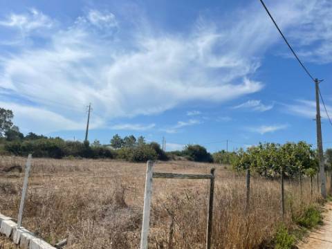 Terreno rústico, em Sesimbra com 3750 m2