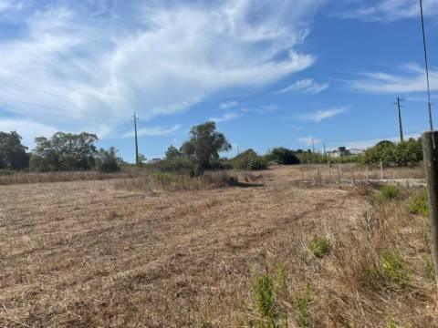 Terreno rústico, em Sesimbra com 3750 m2