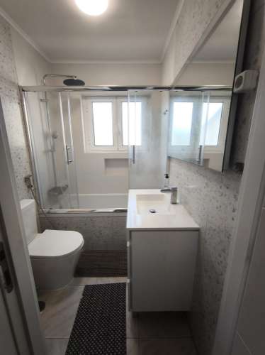 Apartamento T2, no Centro de Almada.