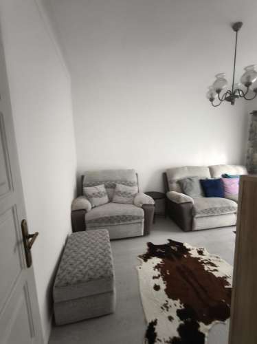 Apartamento T2, no Centro de Almada.