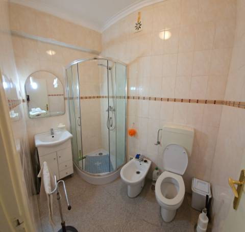 Espaçoso T3 em Almada