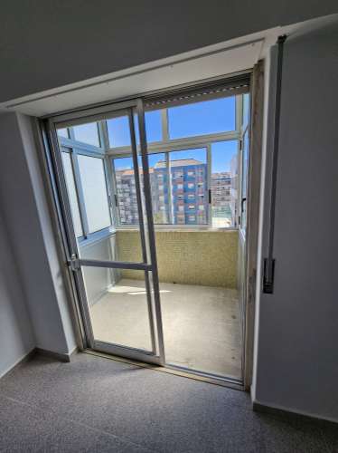 Espaçoso T3 em Almada