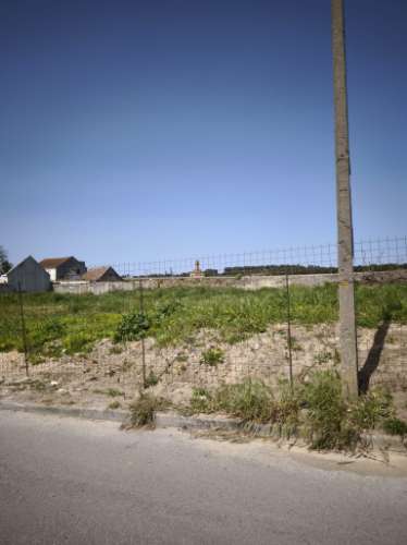 Terreno misto com viabilidade para construçõ de 5 moradias , no Coração de Coina
