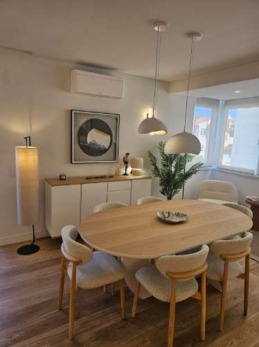 T3 remodelado no coração de Cascais,com garagem e arrecadação