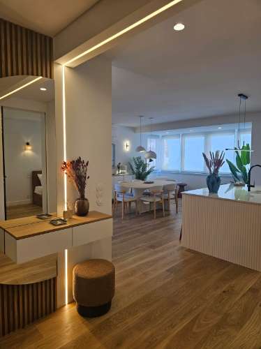 T3 remodelado no coração de Cascais,com garagem e arrecadação