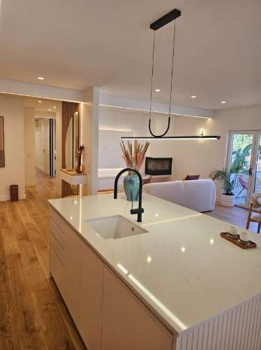 T3 remodelado no coração de Cascais,com garagem e arrecadação